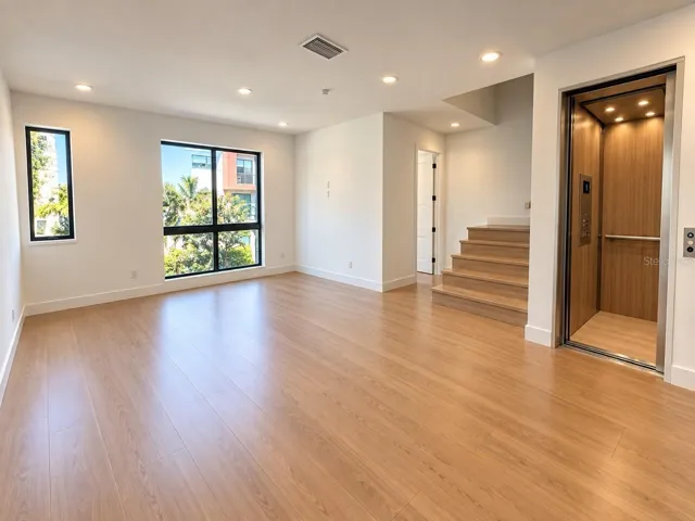 Floor 2
