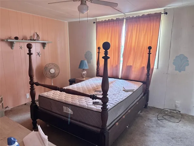 Large guest bedroom