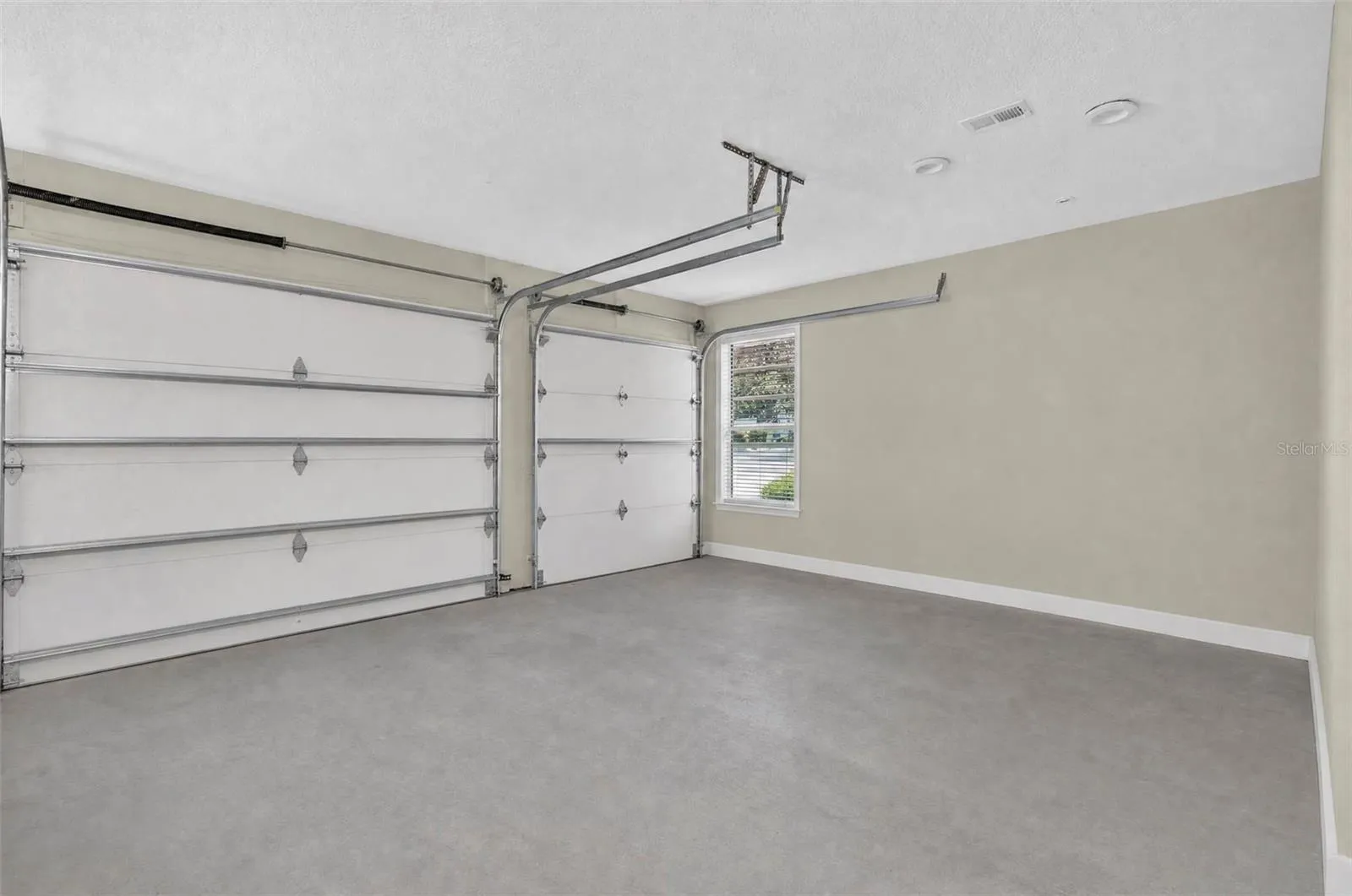 Oversize Garage 2.5 with Golf Cart Garage