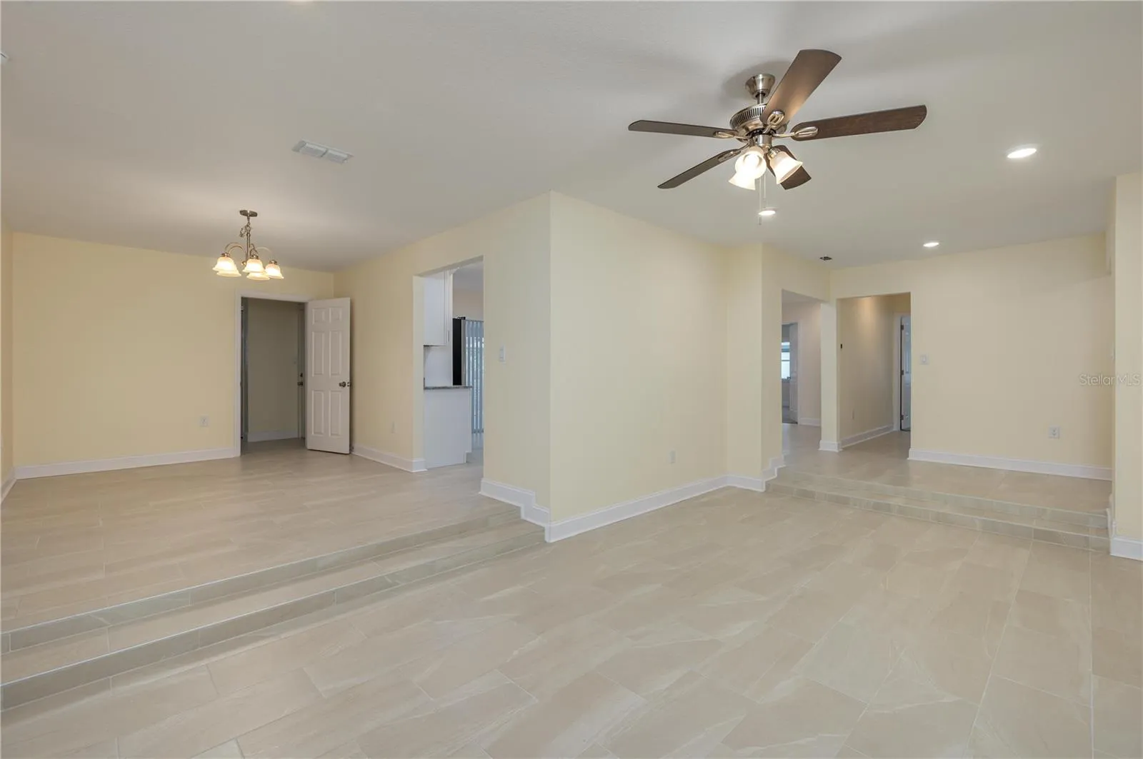 407 Princess Pl, Lakeland, Florida 33803 — photo 5