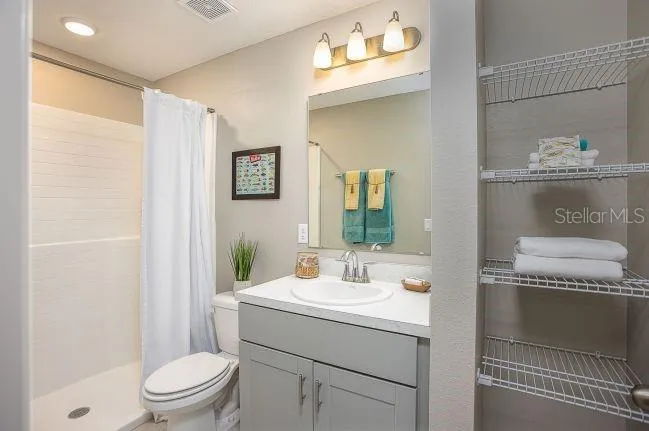 Model home - actual features may vary.