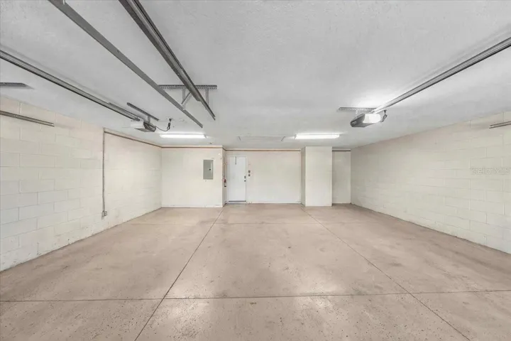 3 car garage