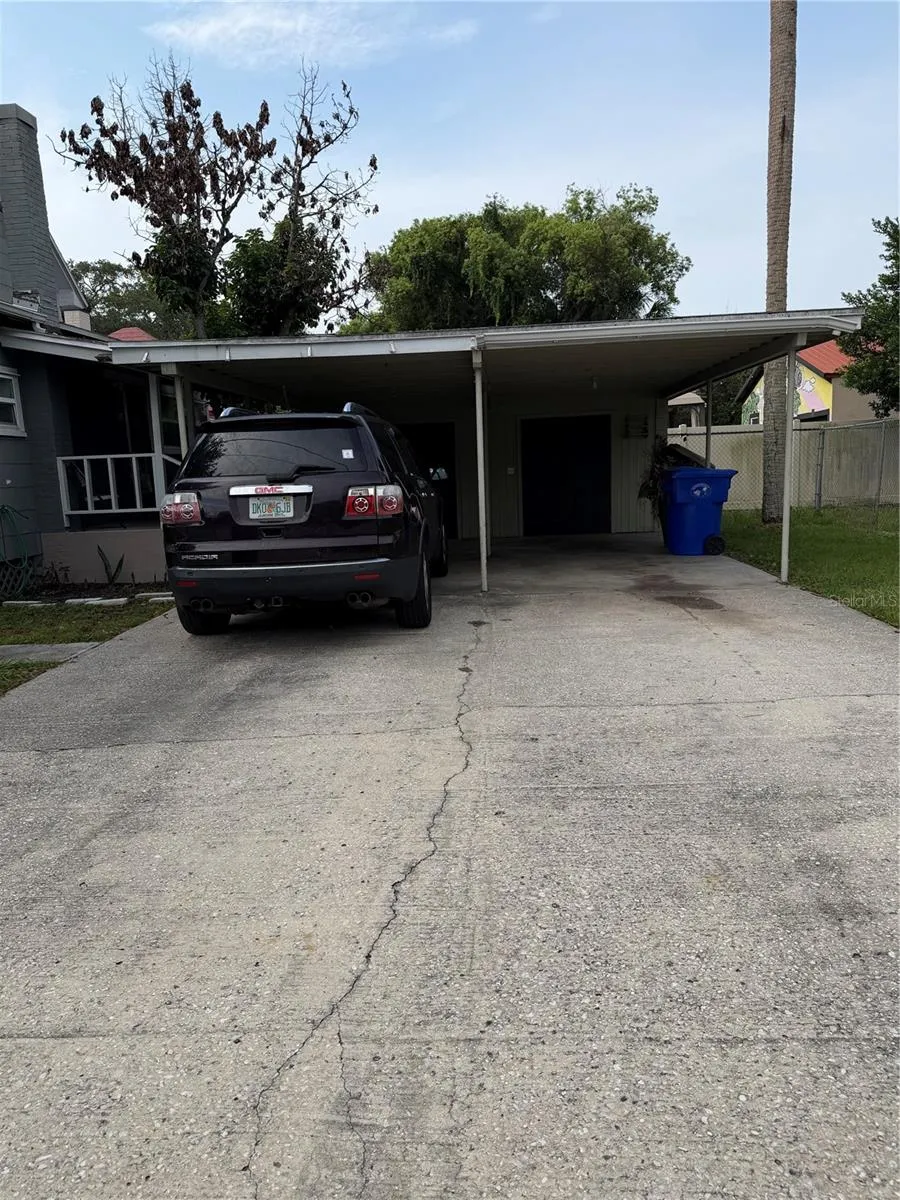 Carport