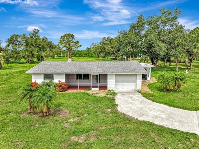 80 oxfird Drive Englewood Fl