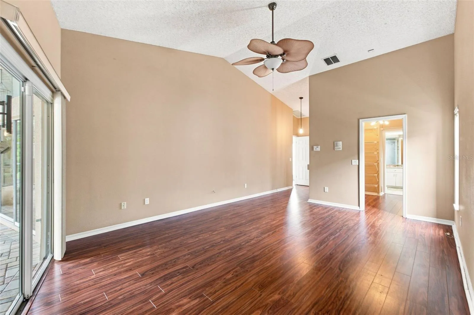 PRIMARY SUITE VIEW 2