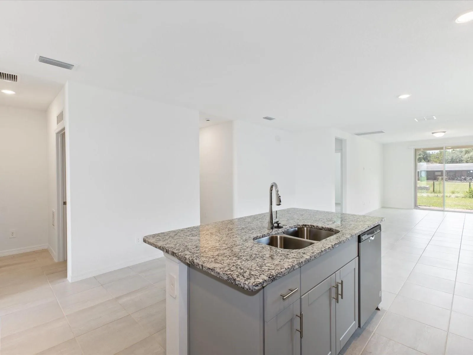 Photo is not of the actual home, but is an inspirational photo of builder’s model home and may depict options, furnishings, and/or decorator features that are not included