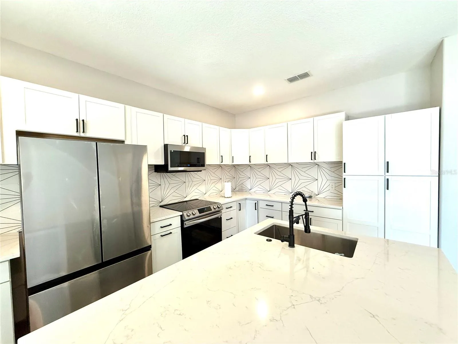 Kitchen with Island