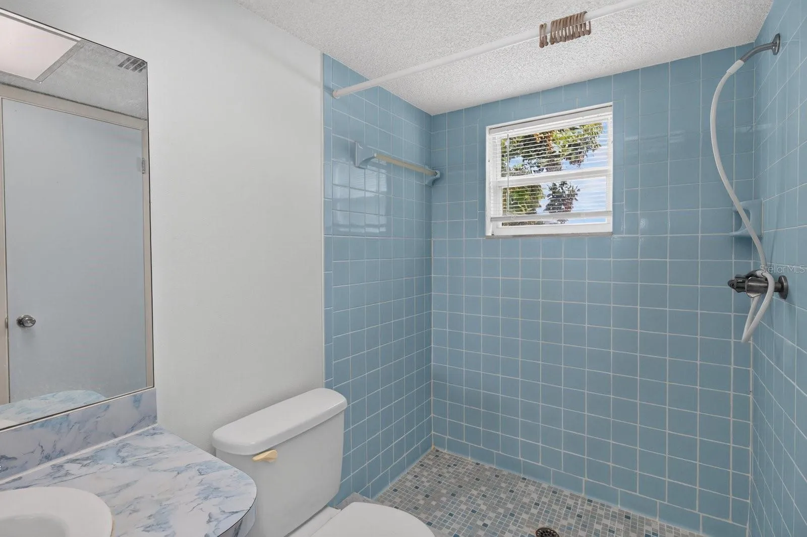 Second ensuite bathroom
