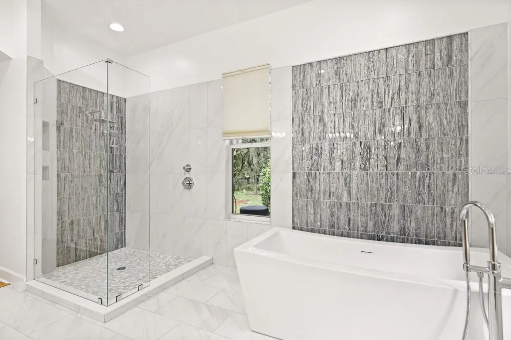 Primary ensuite bath