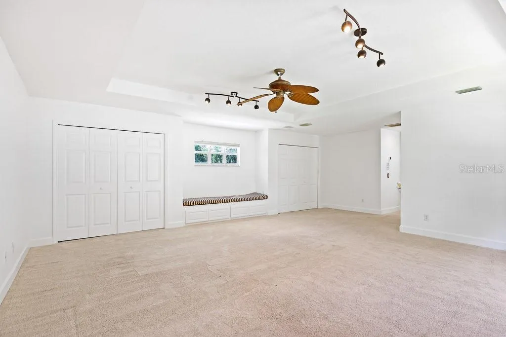 Bonus upstairs
