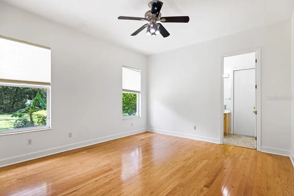 Guest bedroom