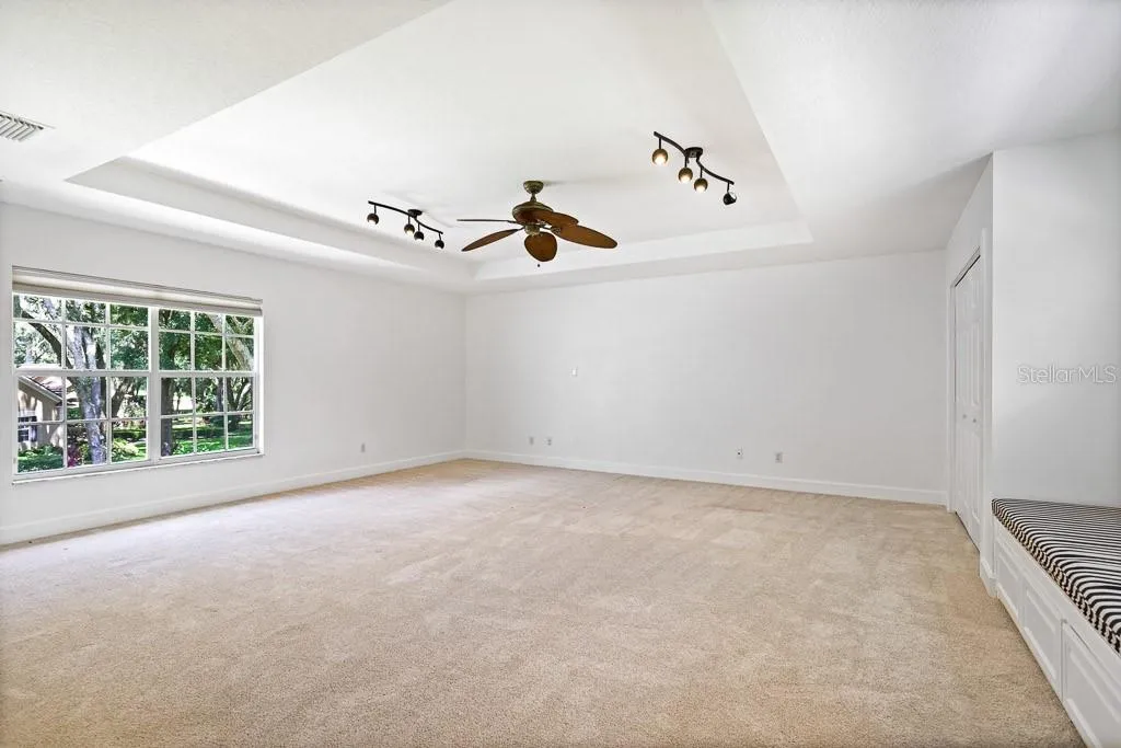 Bonus upstairs
