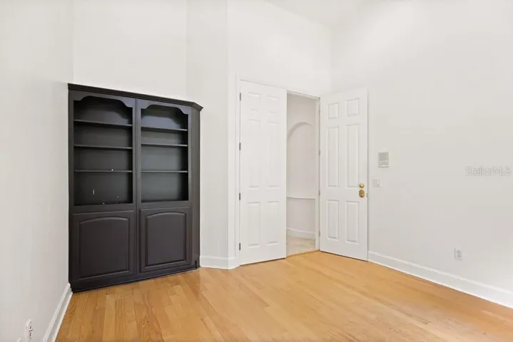 Den office