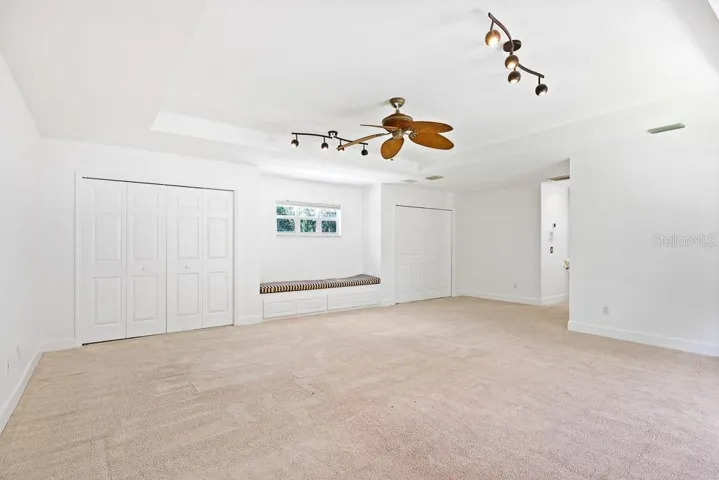 Bonus upstairs