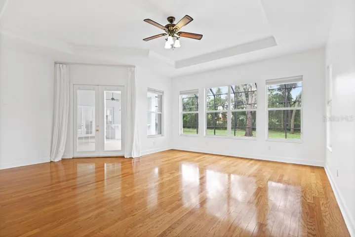 Primary suite