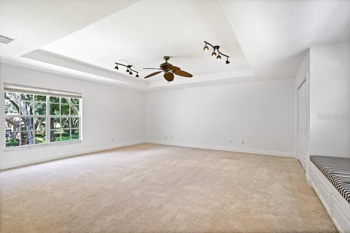 Bonus upstairs