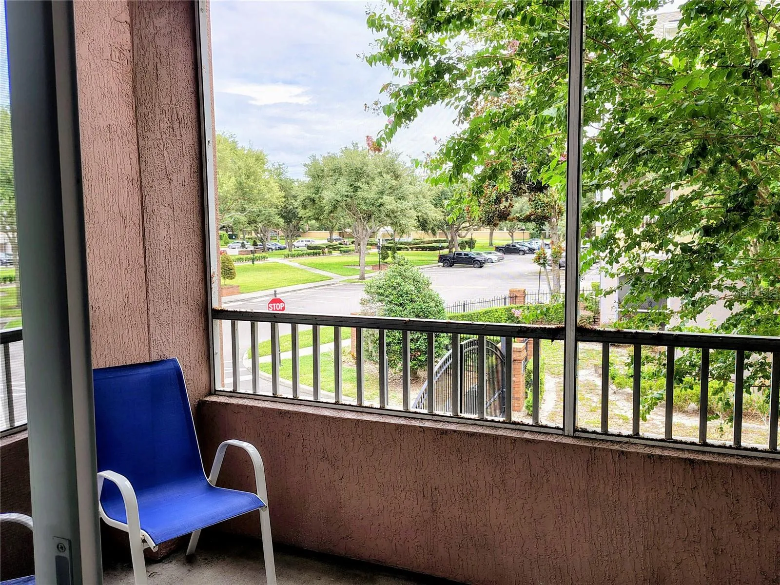 Screened Balcony