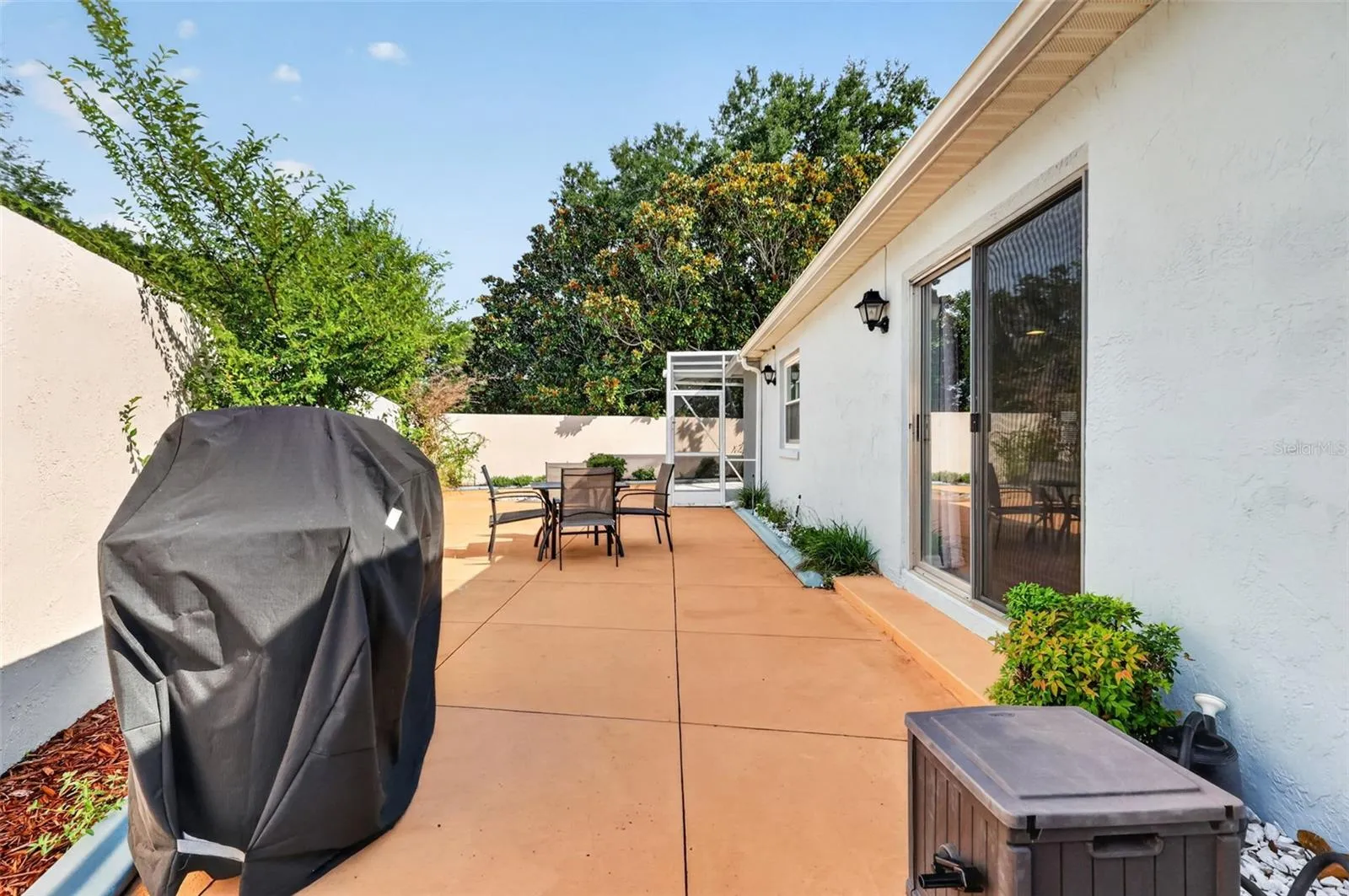 Expansive 20'x56' Side Courtyard with ROOM FOR A POOL!