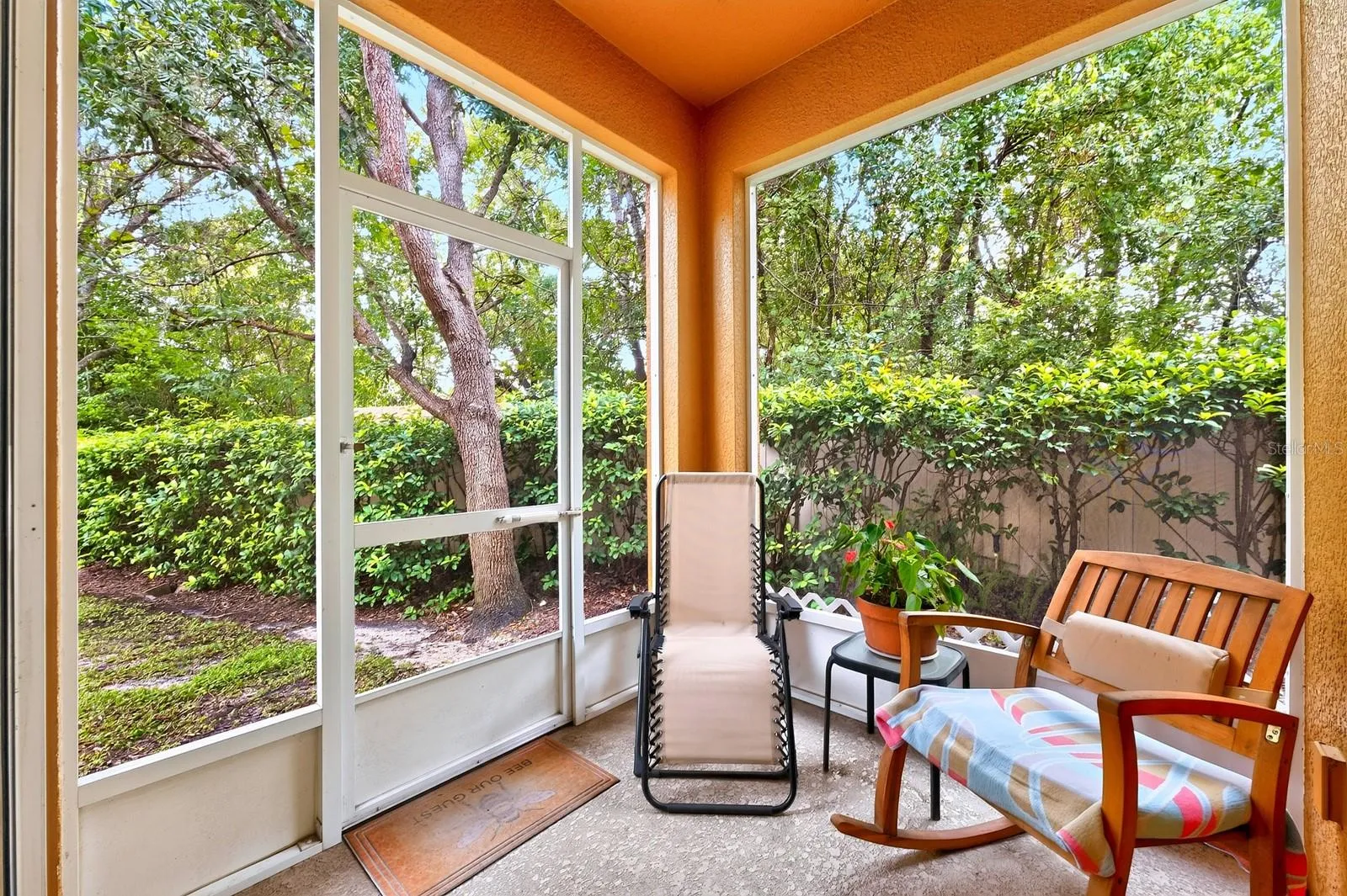 Screened Lanai.
