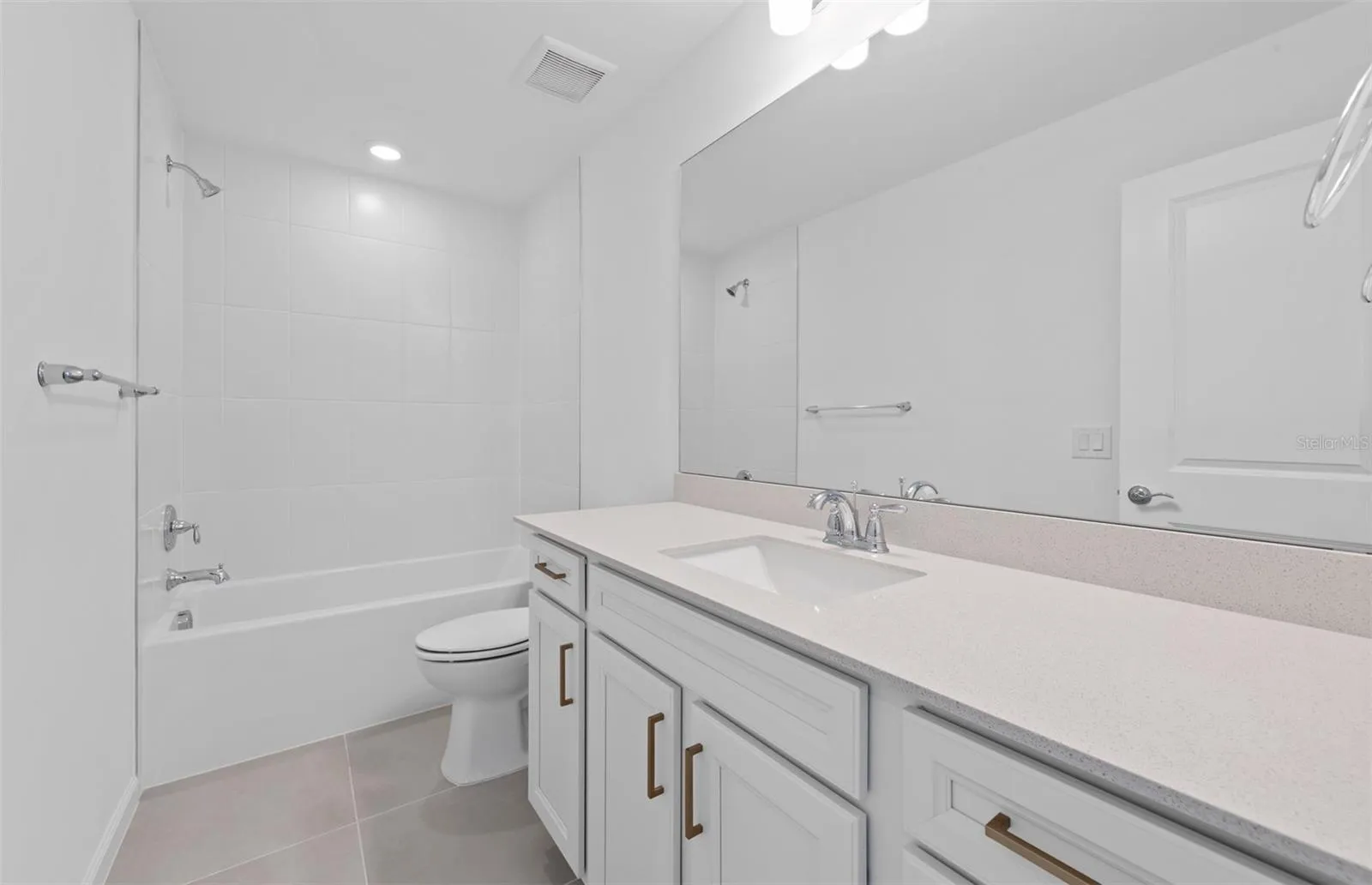 Mabell floorplan, homes may vary.