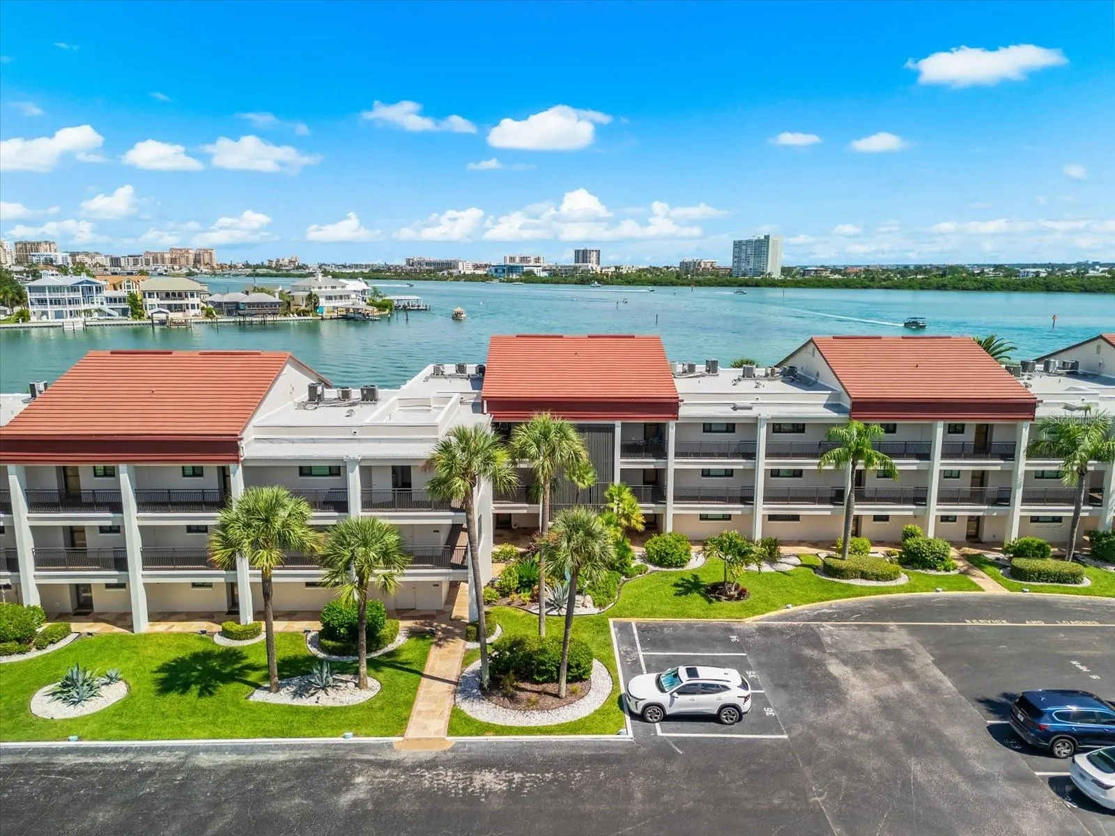 Marina House offers stunning water views