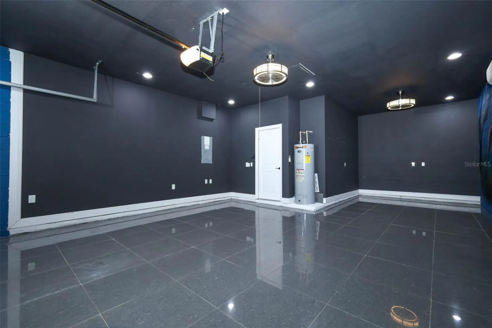 2 CAR GARAGE COMPLETELY VENTILATED WITH SPLIT UNIT AC,FANS, SPOT LIGHTS FOR YOUR CAR OR ENTTERTAIMENT ROOM