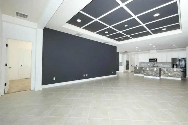 OPEN CONCEPT