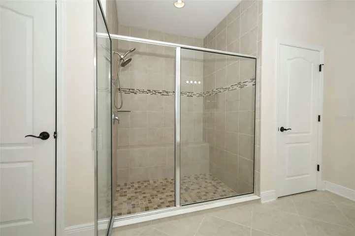 SHOWER