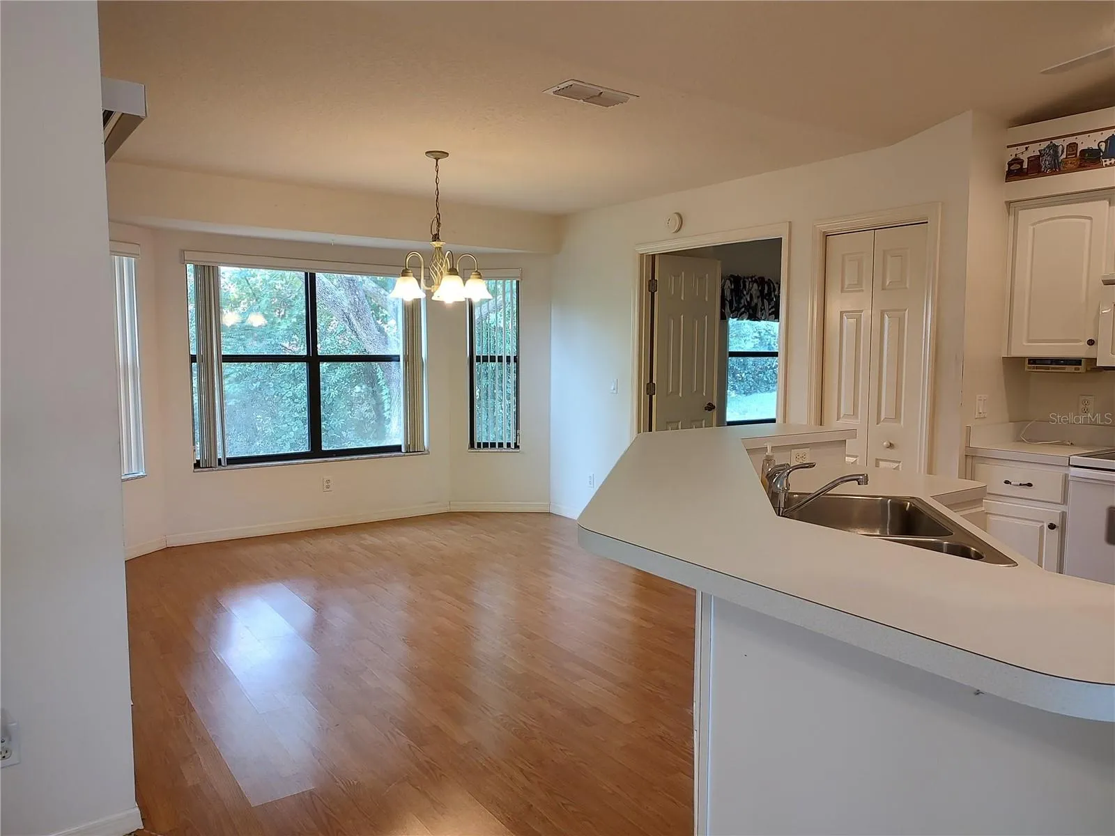 Dining area off kitchen