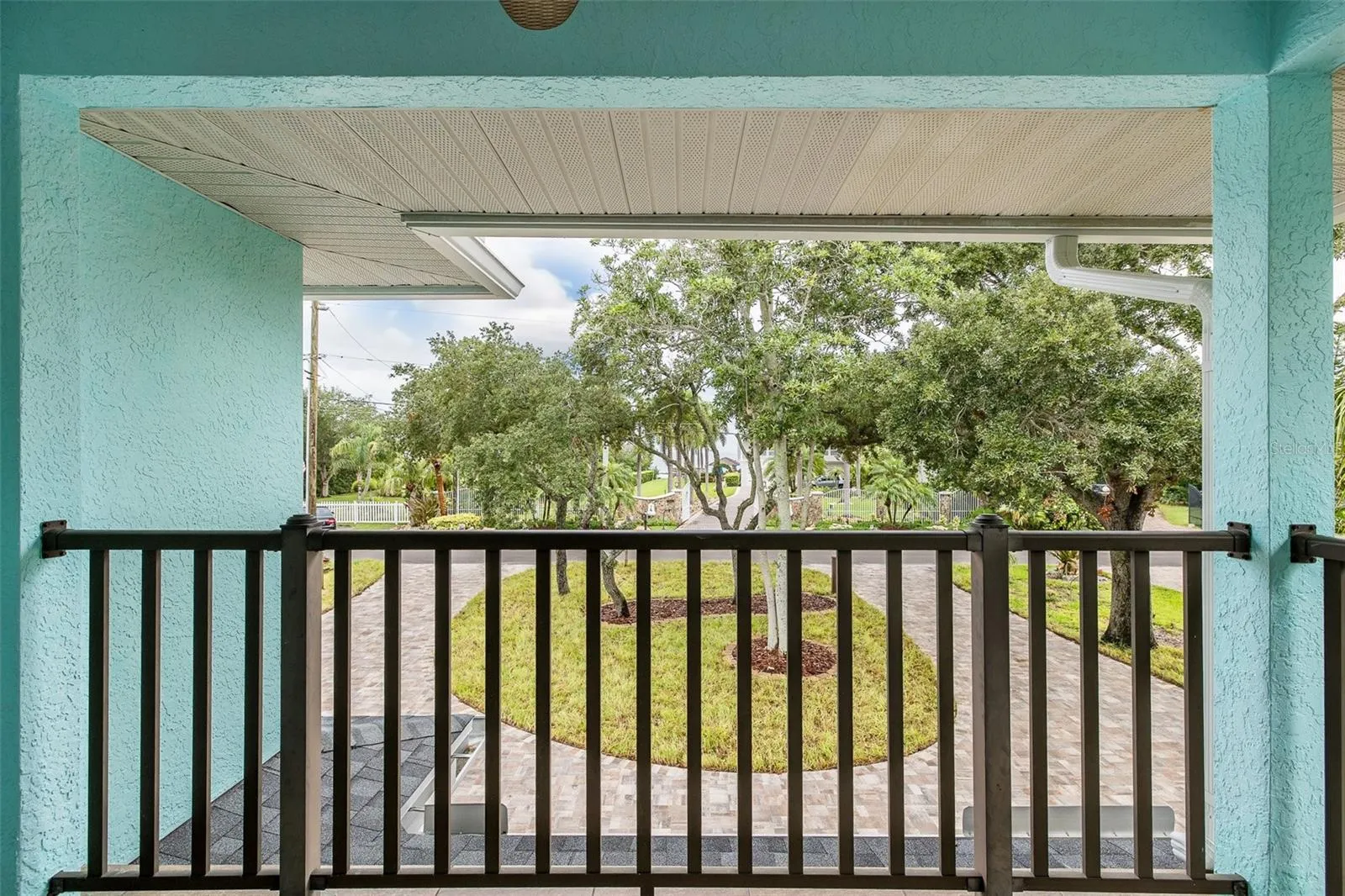 Up stairs front Balcony