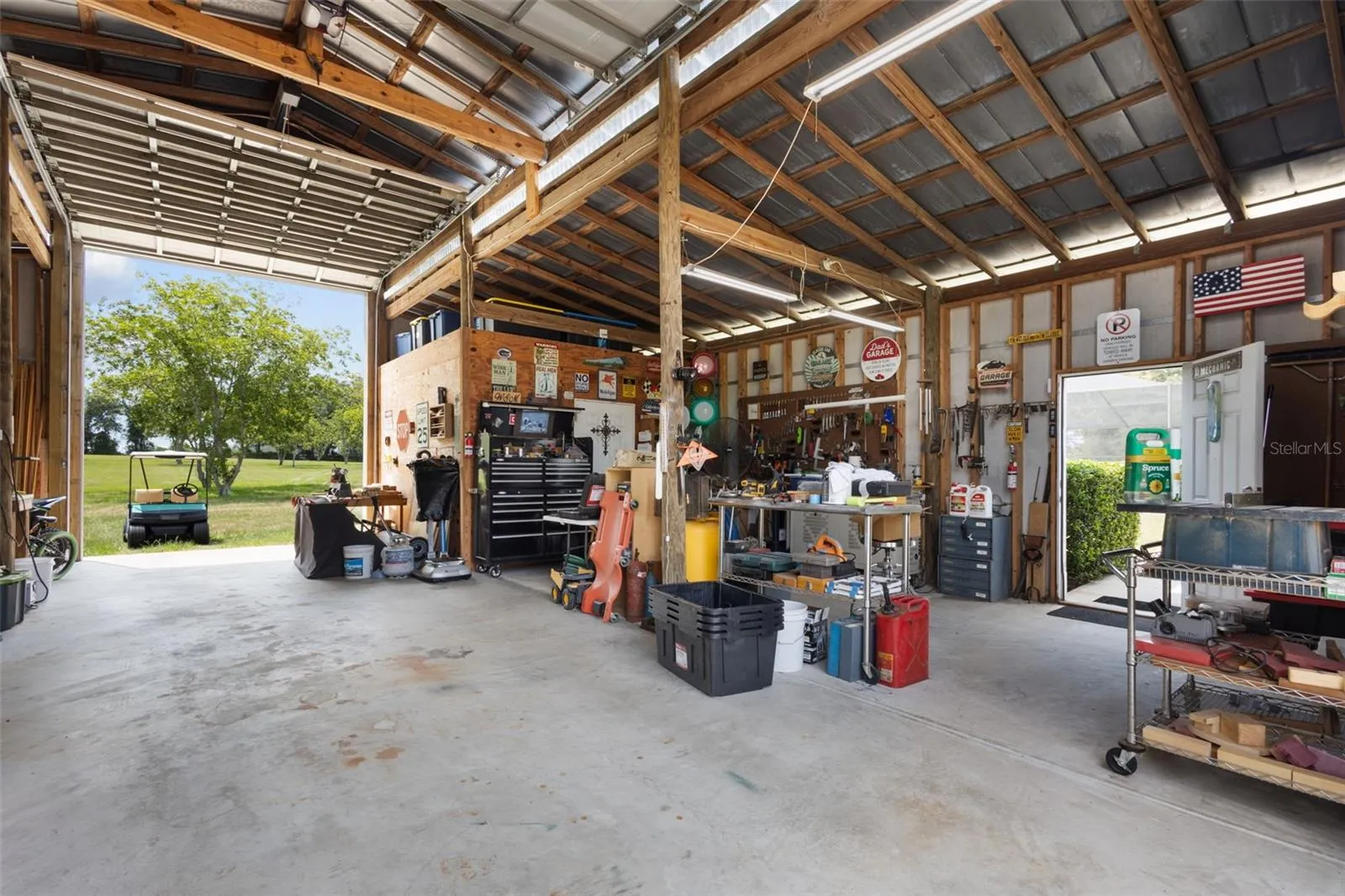 Metal Building/Garage/Workshop