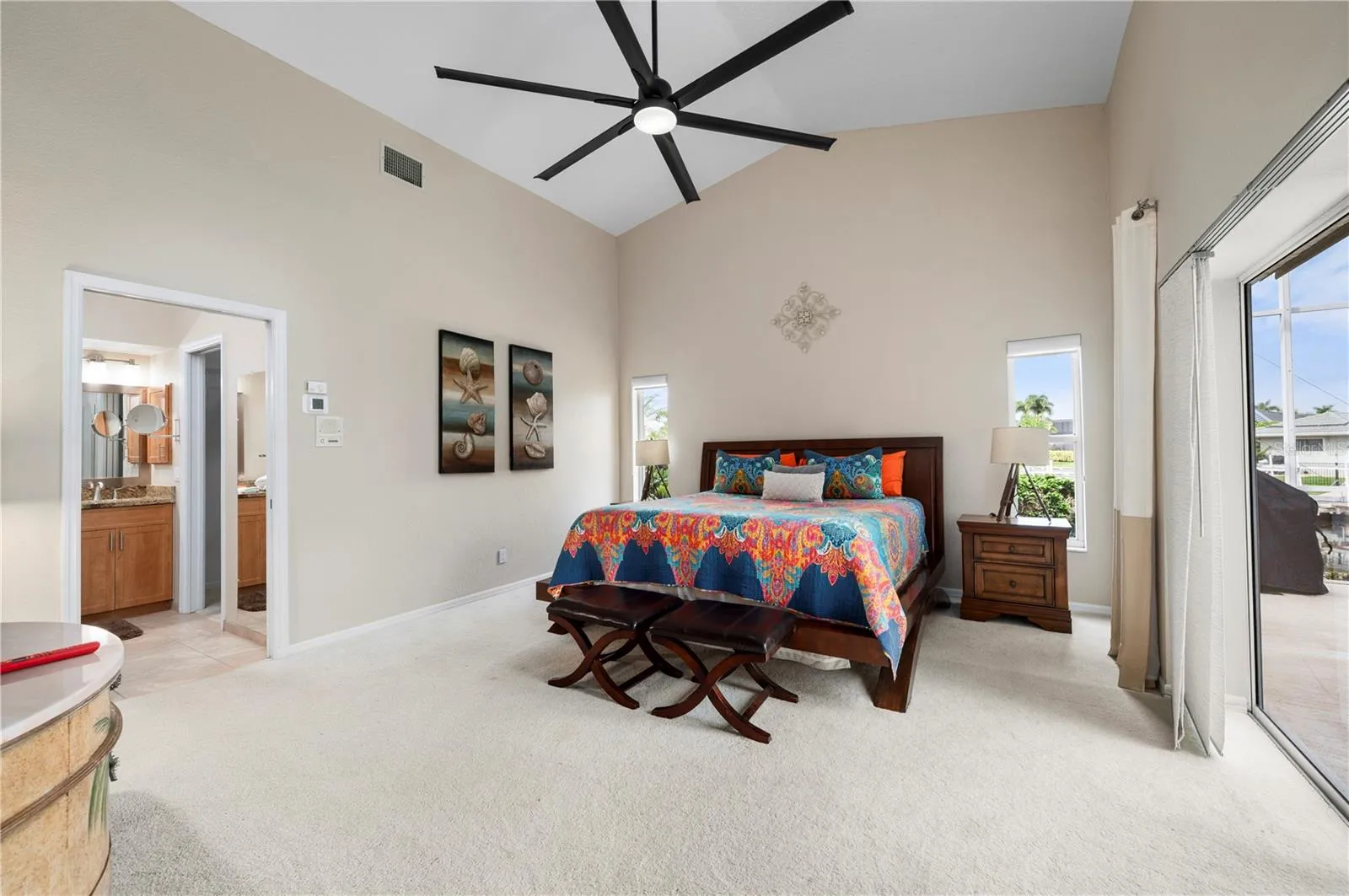 Comfortable primary suite retreat