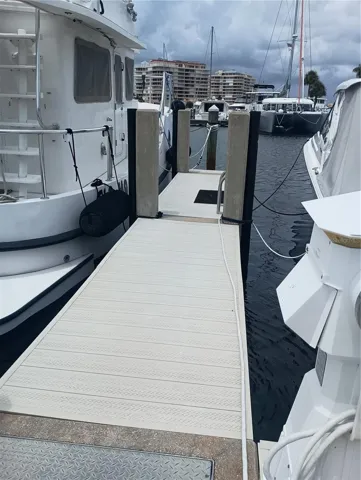 Finger Pier