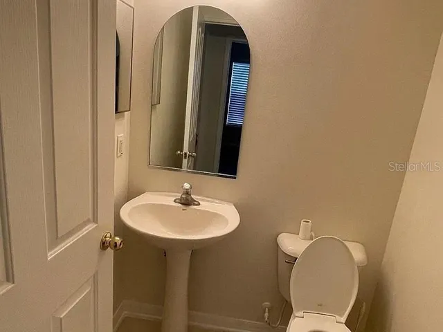 1170