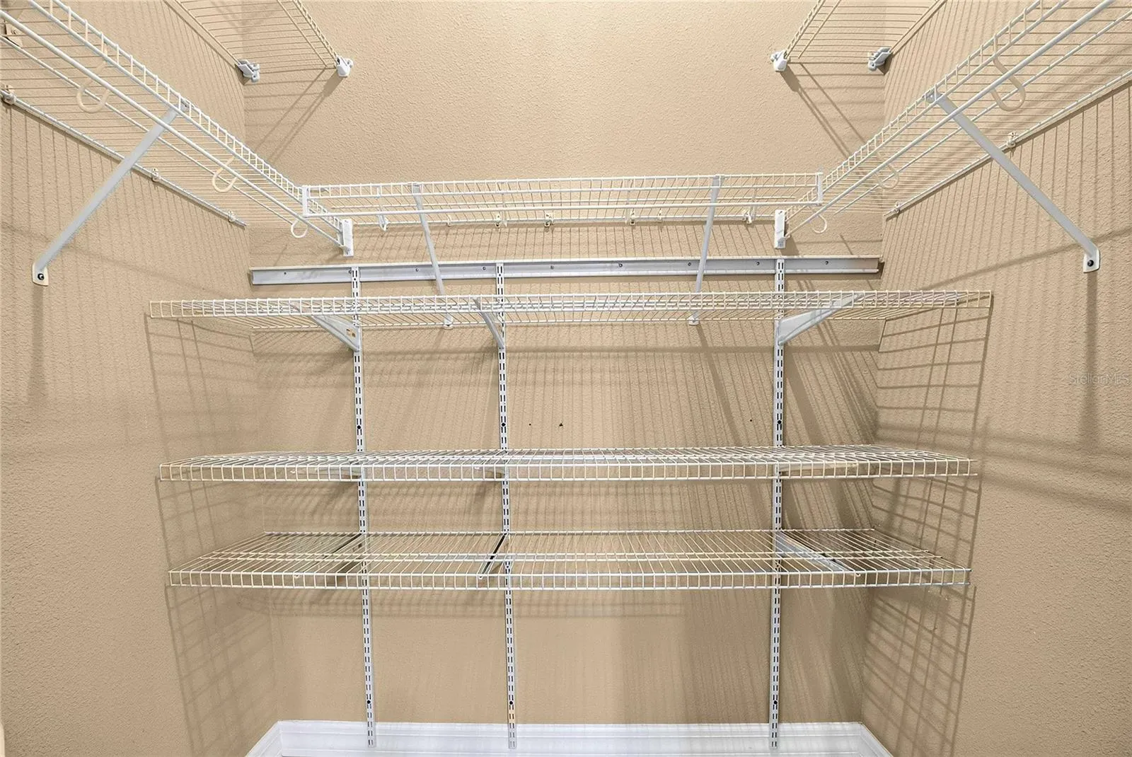 BR 2 CLOSET