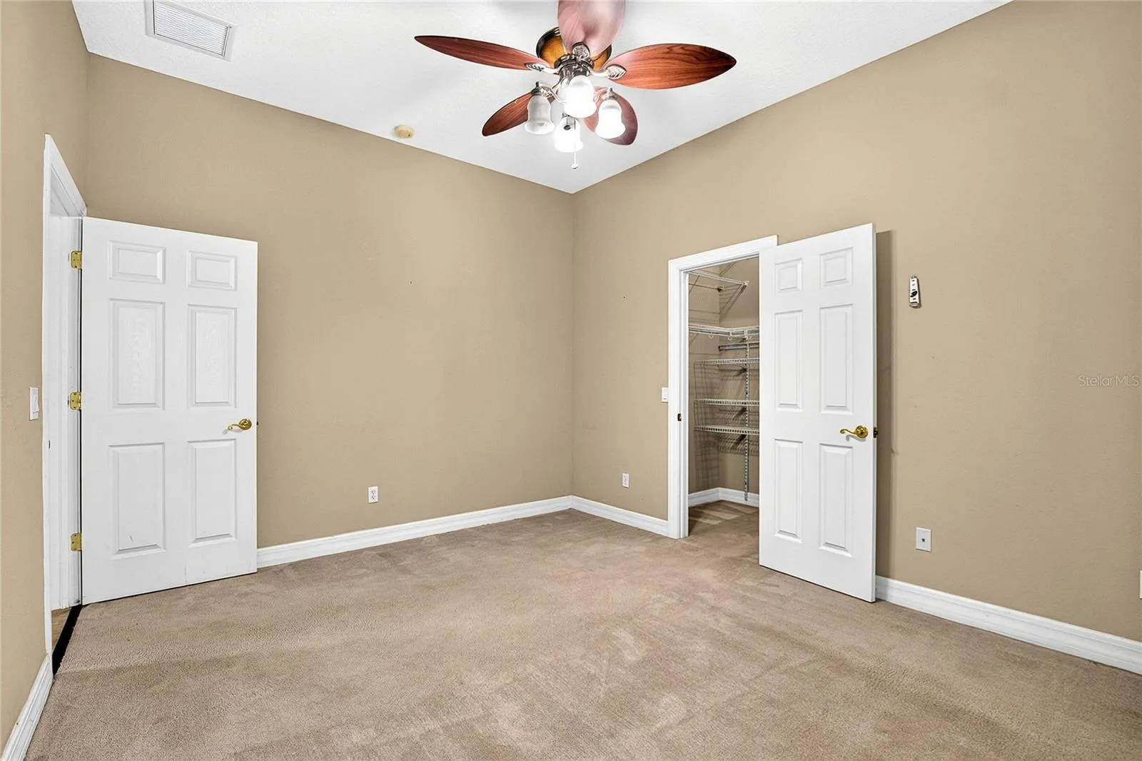 BR 3 HAS WALK IN CLOSET