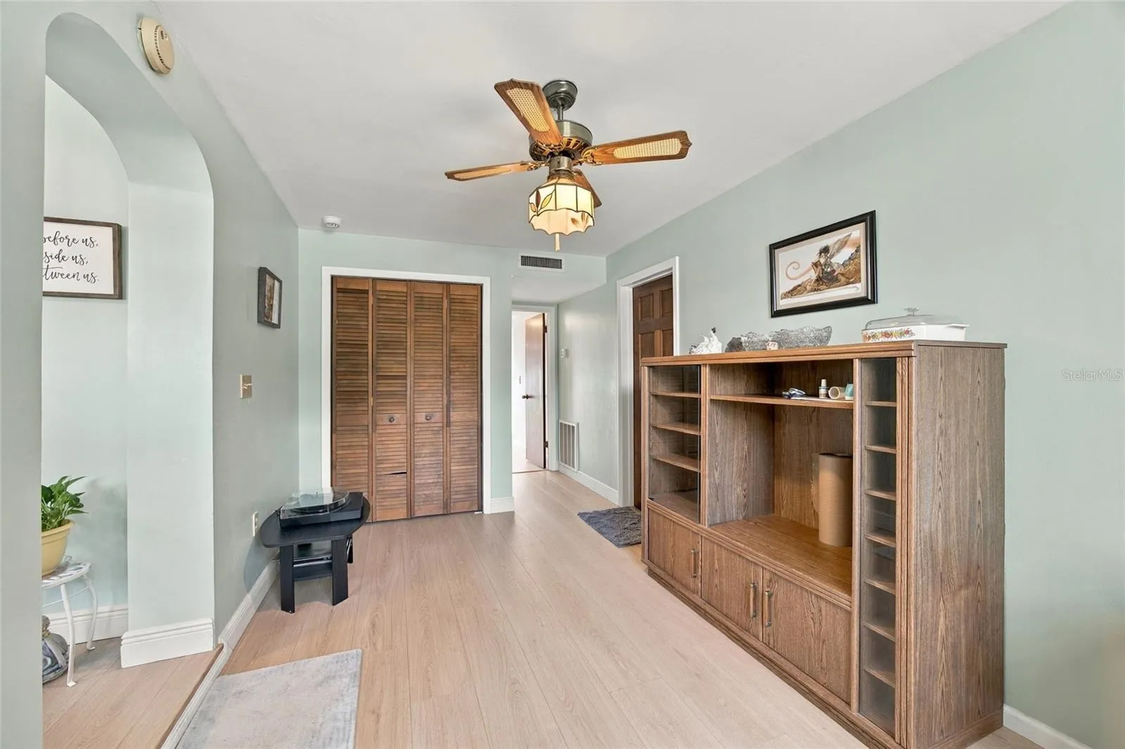Formal Dining Room 15X9