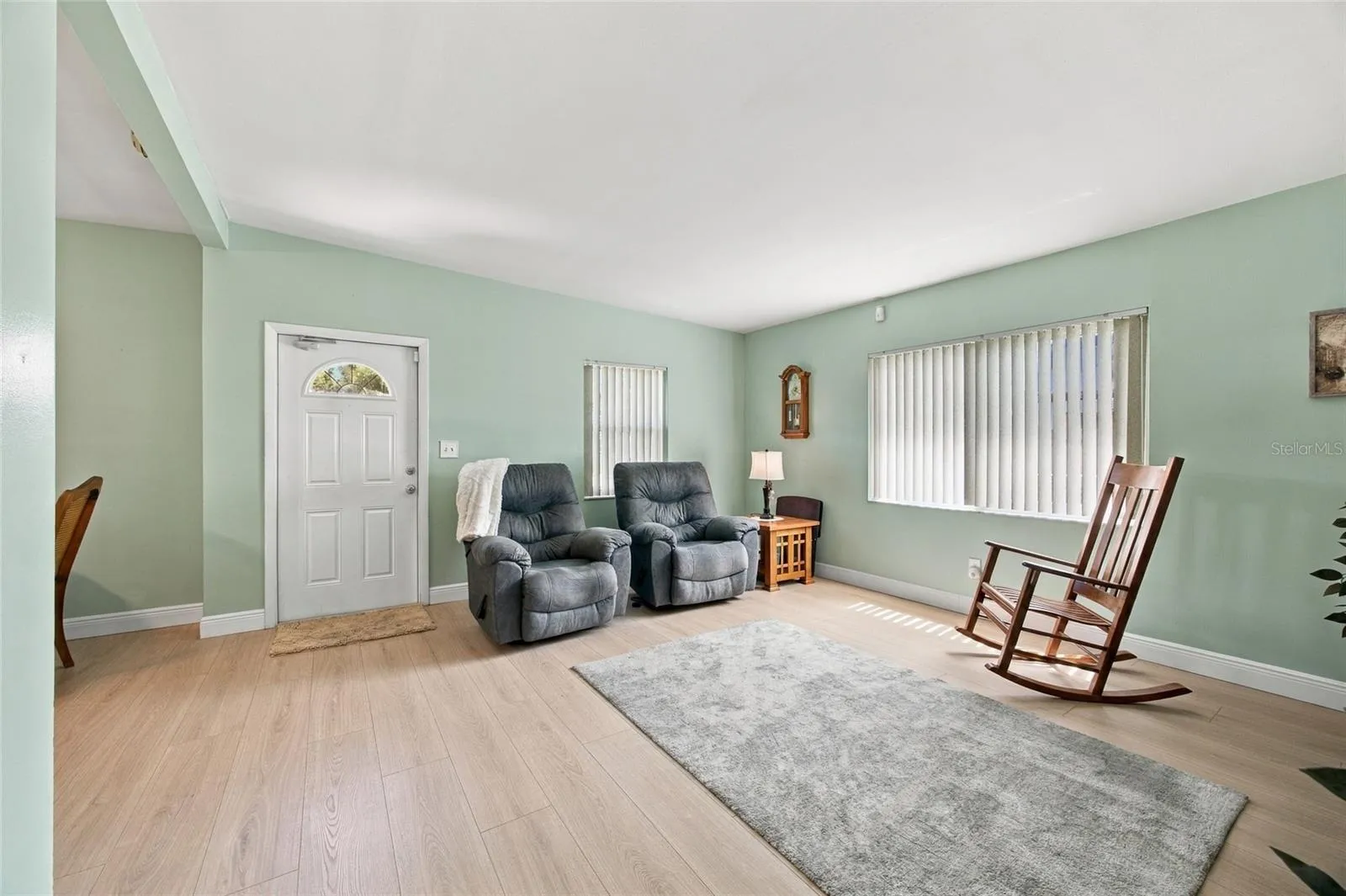Living Room 16X15