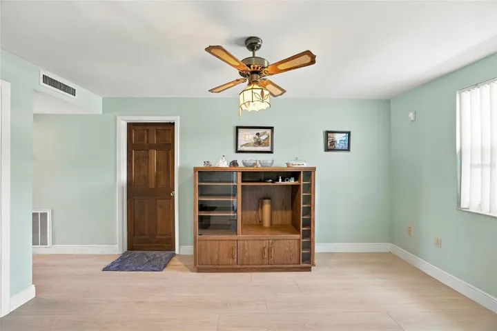 Formal Dining Room 15X9