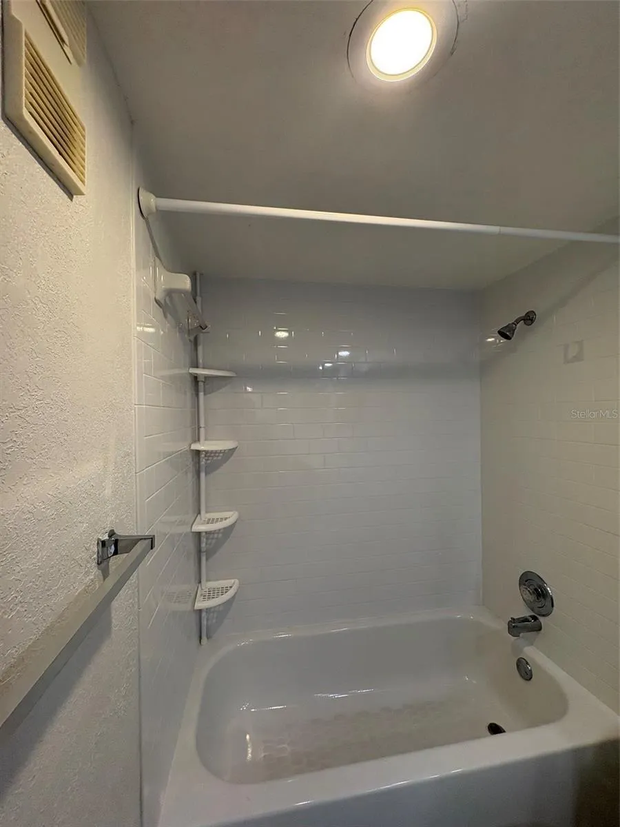 Offers Bathtub