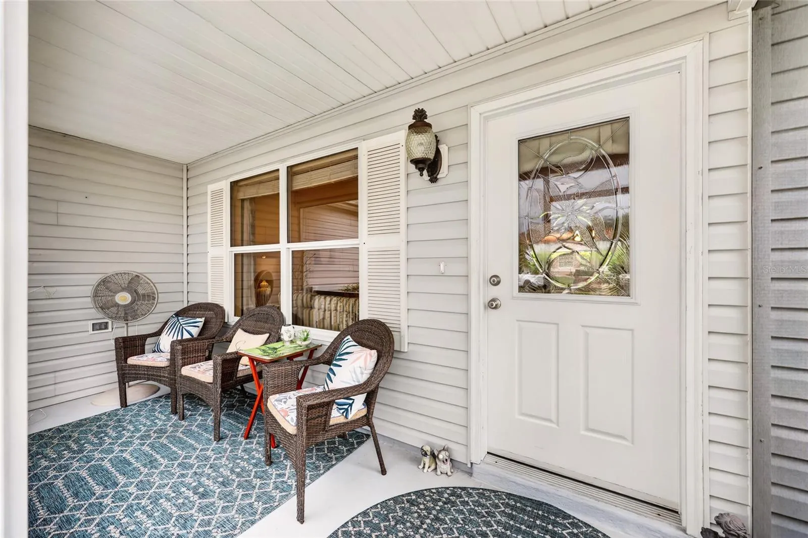 Screened Front Porch
