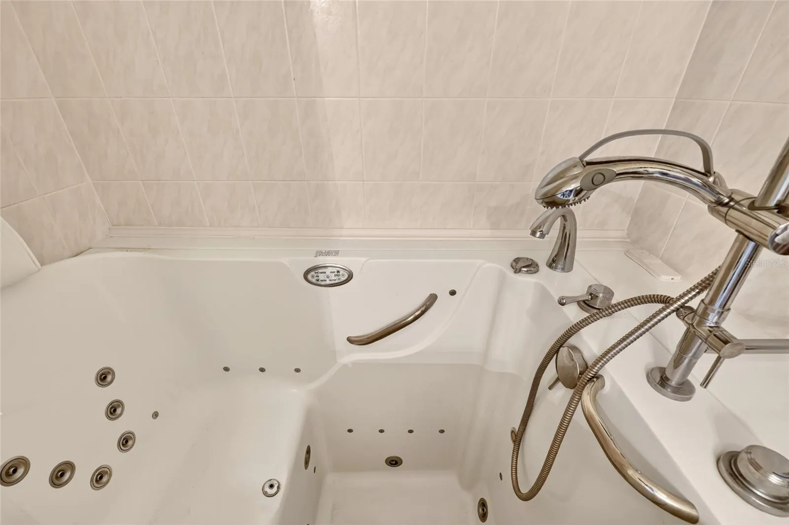 Jets!!! Two Shower Heads! One Adjustable