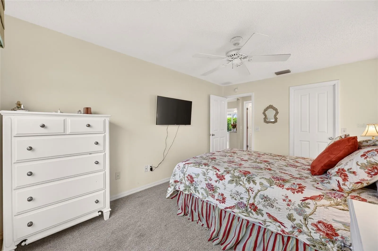 Bedroom 2 (Front)