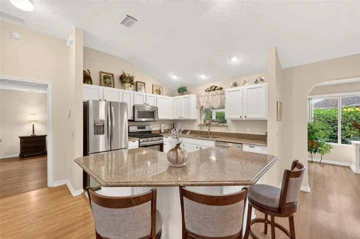 Kitchen with Island