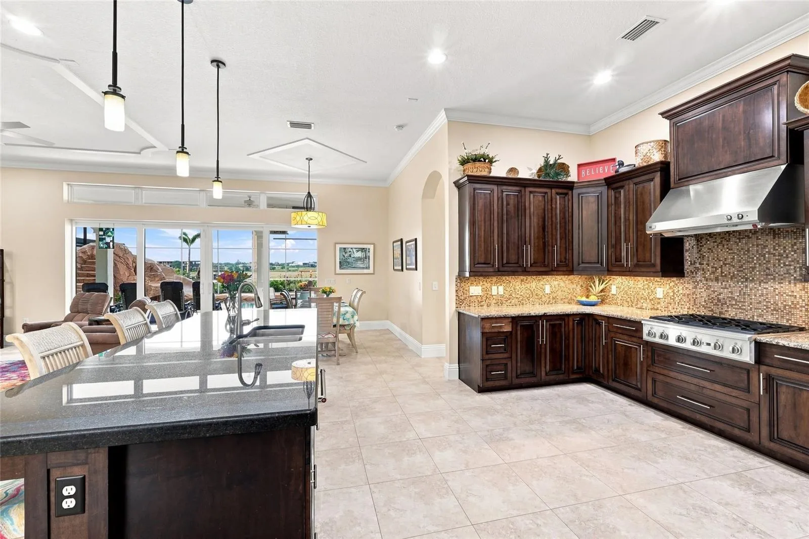 Counter seating enjoys lanai &amp; lake views