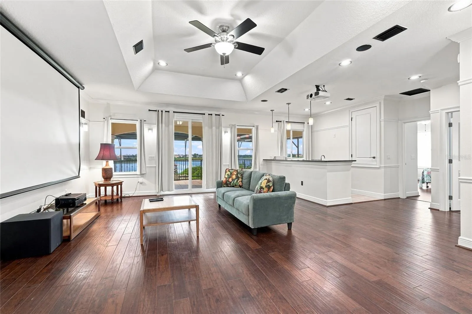 Loft equipped for entertaining