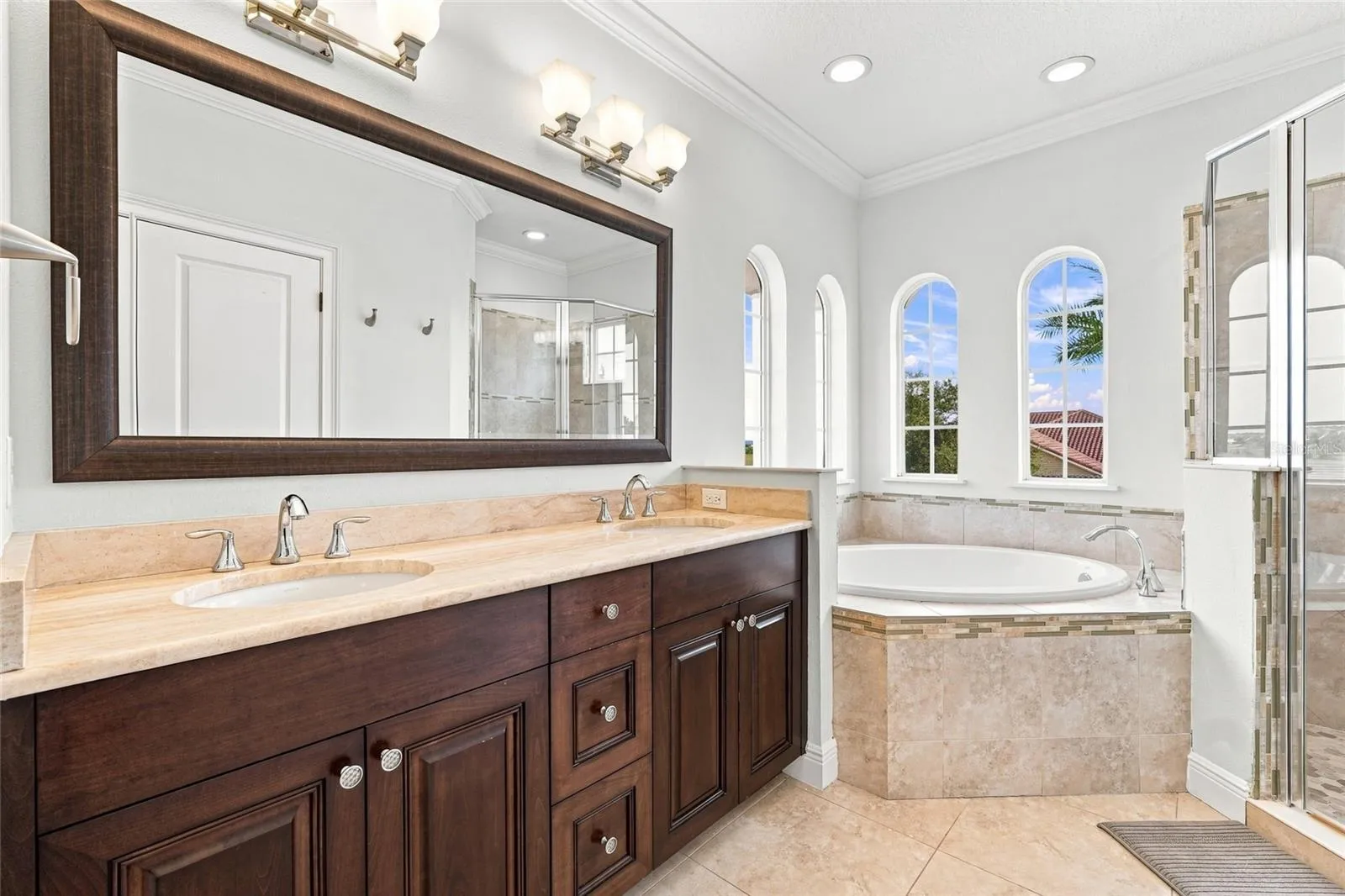 2nd level primary bath