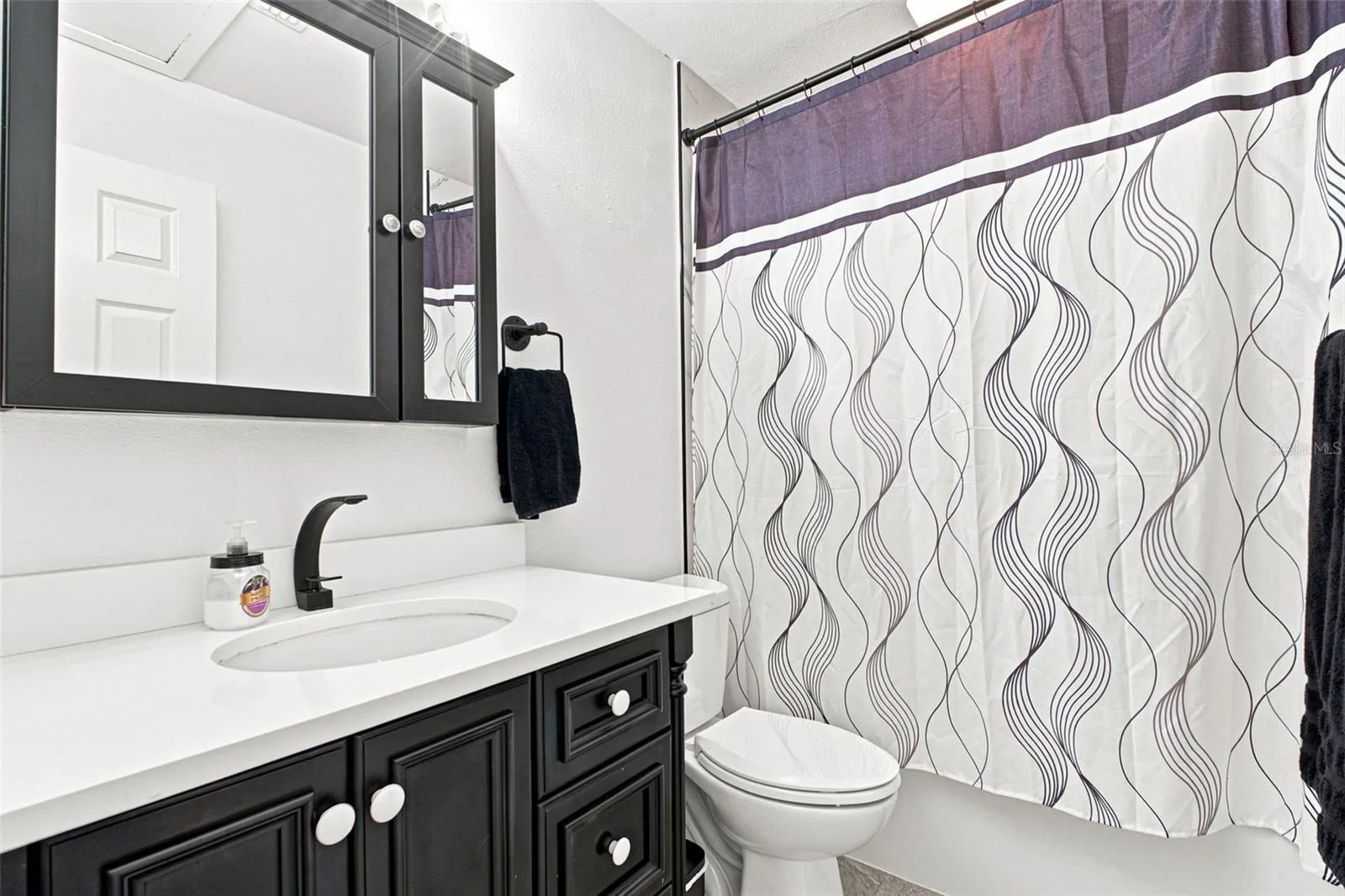 2nd bathroom