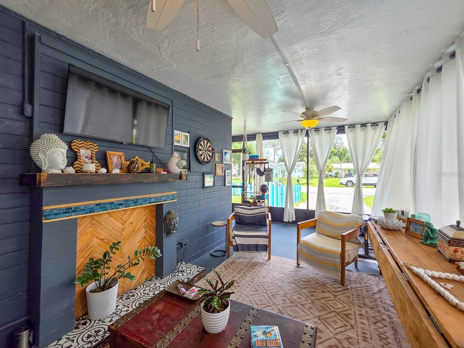 Outdoor TV, reading and workout areas.
