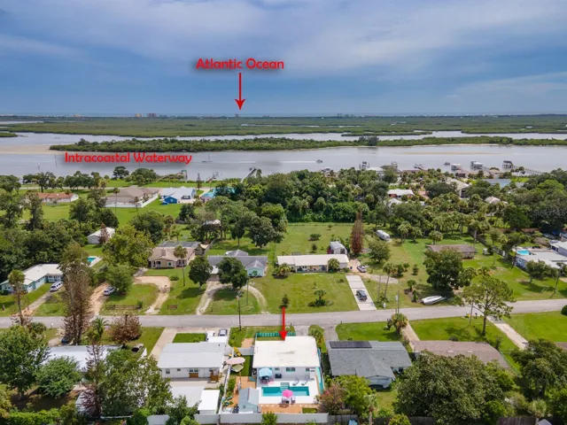 Location-Location-Location!!   3 Blks to the River &amp; 2 Blks to Hwy US 1